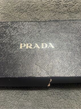 Prada Saffiano wallet brand new